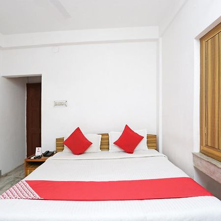 Hotel O New Silver Inn Kolkata Bagian luar foto